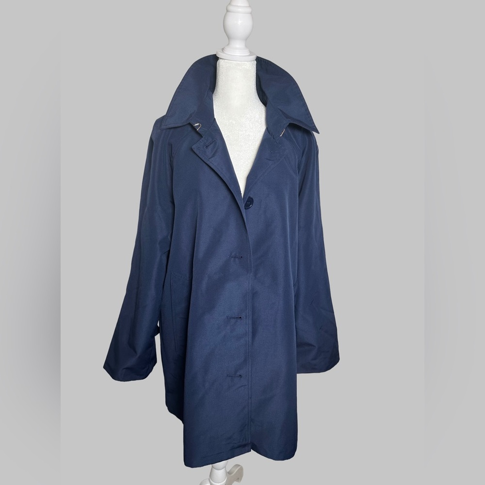 Draper James Navy Button-Front Trench Coat - Picture 4 of 12